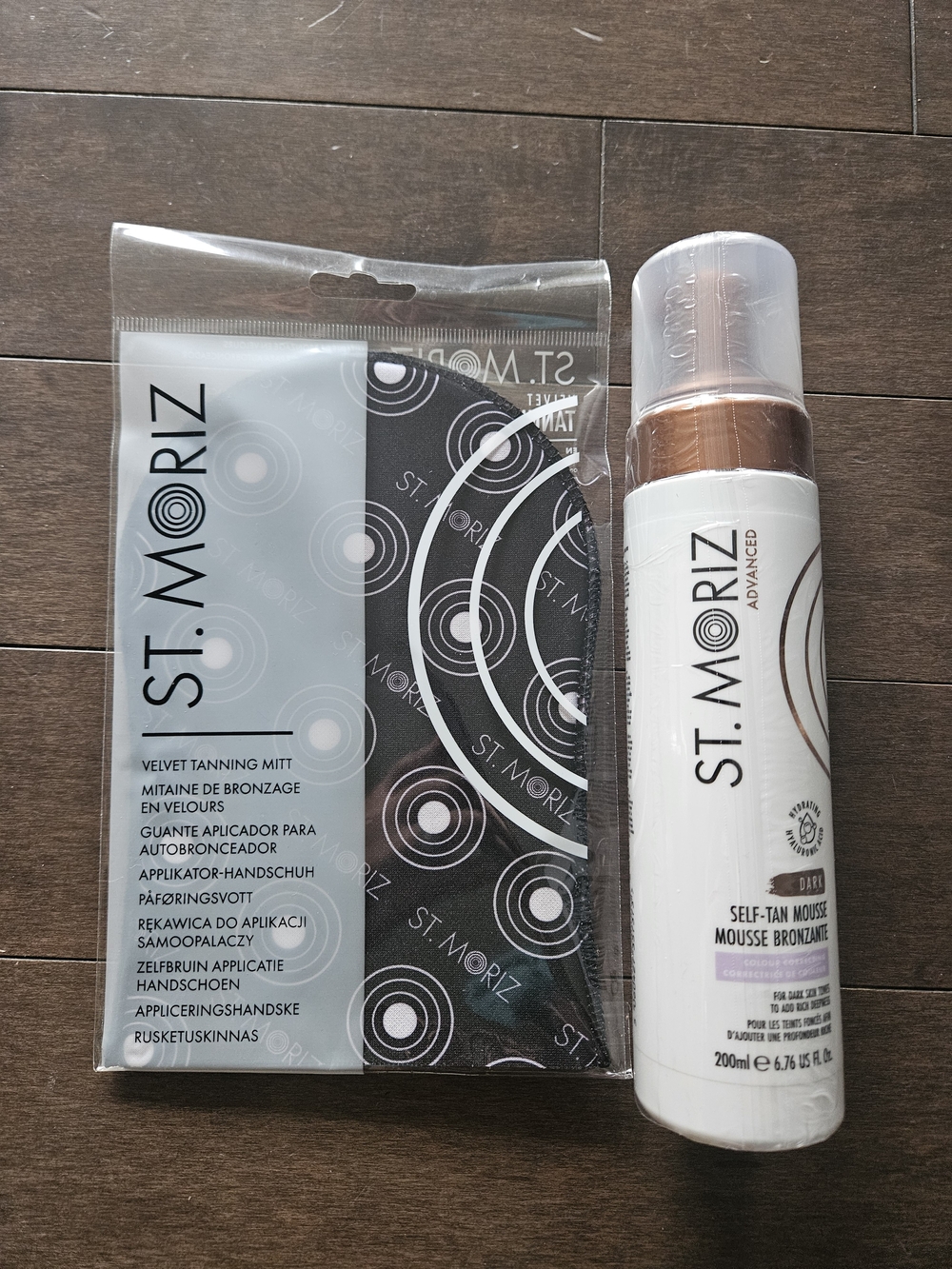 St. Moriz Self-Tan Mousse with Velvet Tanning Mitt